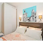 Idro Directly At The Apartment Split