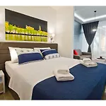 Idro Directly At The