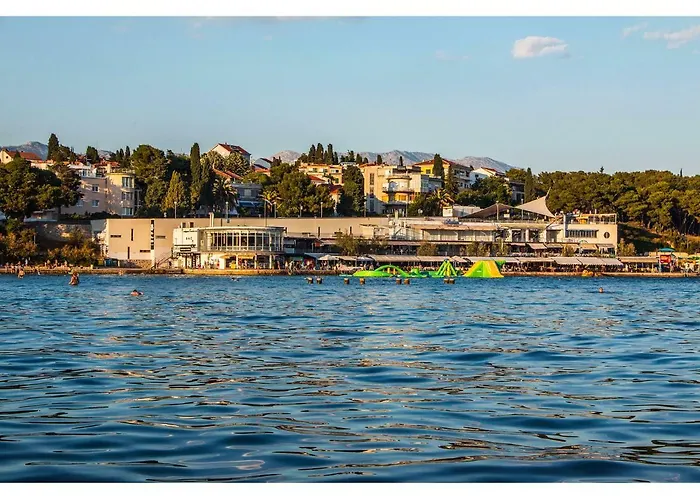 Lejlighed Idro Directly At The