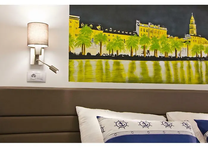 Lejlighed Idro Directly At The *