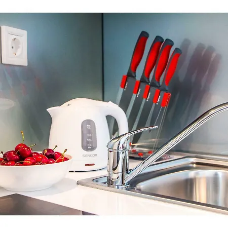 Idro Directly At The