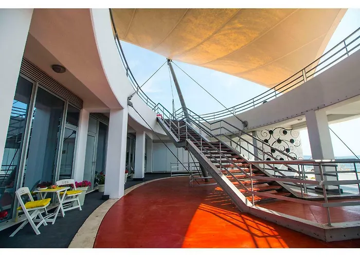 아파트 Idro Directly At The