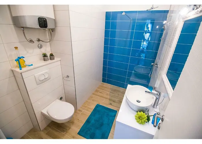 Idro Directly At The * 스플리트