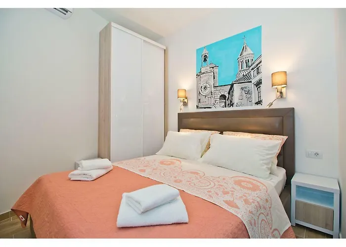 Idro Directly At The